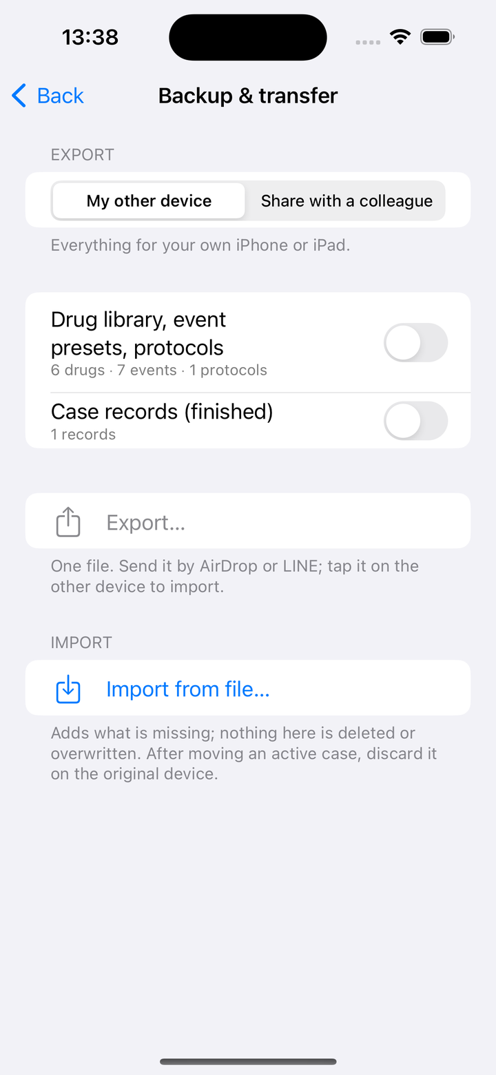 Backup & transfer の My other device 側。EXPORT に Drug library, event presets, protocols とCase records (finished) のトグル、Export… ボタン、下に IMPORT の Import from file…。